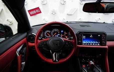 Nissan GT-R, 2024 год, 28 400 000 рублей, 7 фотография