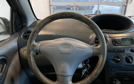 Toyota Yaris I рестайлинг, 2002 год, 181 000 рублей, 10 фотография