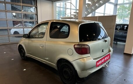 Toyota Yaris I рестайлинг, 2002 год, 181 000 рублей, 5 фотография