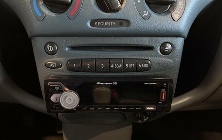 Toyota Yaris I рестайлинг, 2002 год, 181 000 рублей, 14 фотография