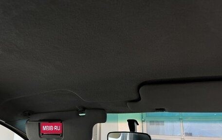 Toyota Yaris I рестайлинг, 2002 год, 181 000 рублей, 24 фотография