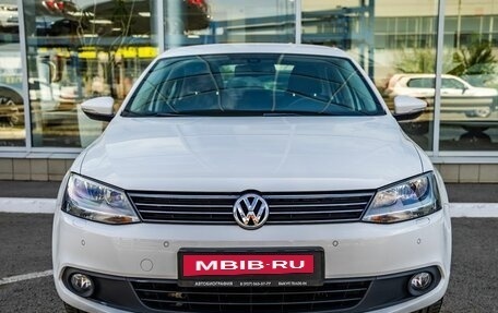 Volkswagen Jetta VI, 2013 год, 1 528 000 рублей, 2 фотография