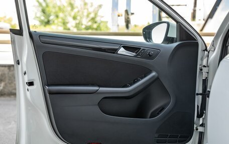 Volkswagen Jetta VI, 2013 год, 1 528 000 рублей, 33 фотография