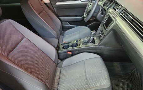 Volkswagen Passat B8 рестайлинг, 2016 год, 1 520 000 рублей, 12 фотография