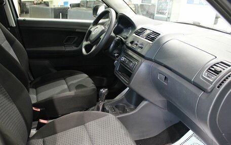 Skoda Fabia II, 2013 год, 345 000 рублей, 10 фотография