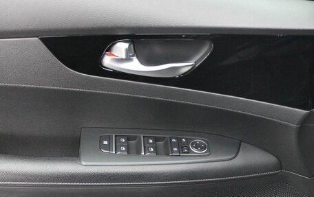 KIA Cerato IV, 2021 год, 2 040 000 рублей, 13 фотография