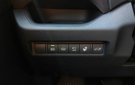 Toyota RAV4, 2019 год, 3 298 000 рублей, 13 фотография