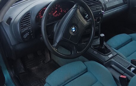 BMW 3 серия, 1994 год, 250 000 рублей, 5 фотография