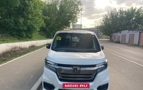 Honda Stepwgn IV, 2019 год, 13 фотография