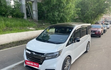 Honda Stepwgn IV, 2019 год, 5 фотография