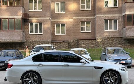 BMW M5, 2012 год, 2 590 000 рублей, 4 фотография