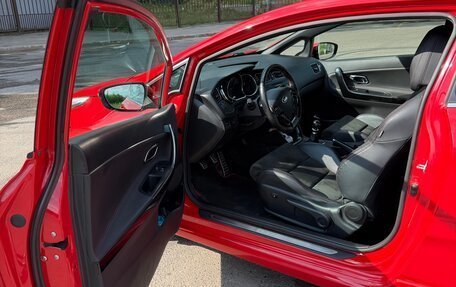KIA cee'd GT II, 2014 год, 1 190 000 рублей, 9 фотография