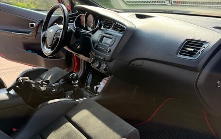 KIA cee'd GT II, 2014 год, 1 190 000 рублей, 17 фотография