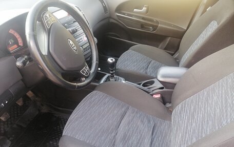KIA cee'd I рестайлинг, 2008 год, 680 000 рублей, 12 фотография