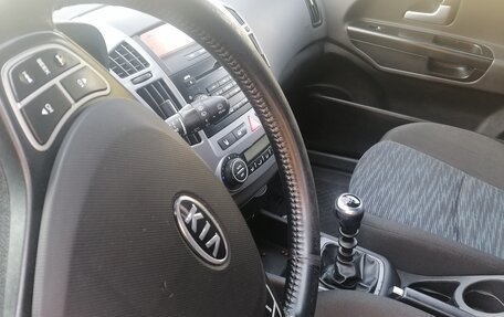 KIA cee'd I рестайлинг, 2008 год, 680 000 рублей, 13 фотография