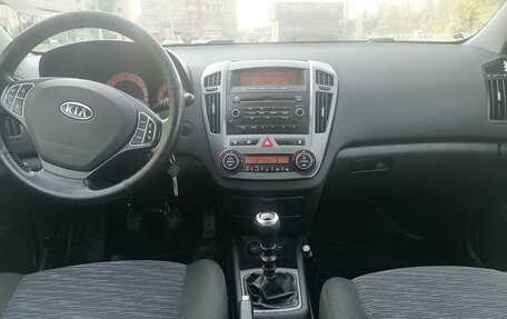 KIA cee'd I рестайлинг, 2008 год, 680 000 рублей, 17 фотография