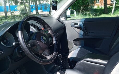 Volkswagen Polo III рестайлинг, 2001 год, 250 000 рублей, 5 фотография