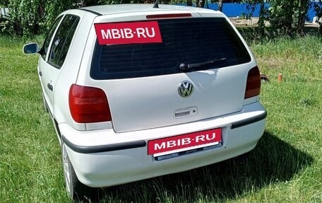 Volkswagen Polo III рестайлинг, 2001 год, 250 000 рублей, 4 фотография