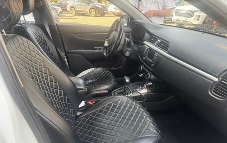 KIA Rio IV, 2018 год, 1 100 000 рублей, 9 фотография