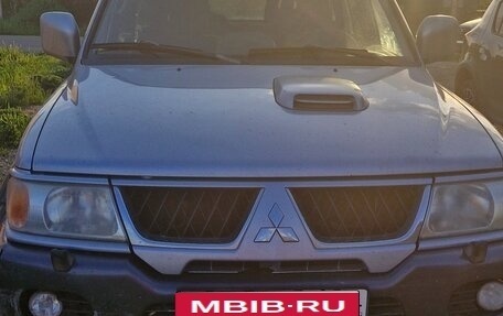 Mitsubishi Pajero Sport II рестайлинг, 2005 год, 890 000 рублей, 1 фотография