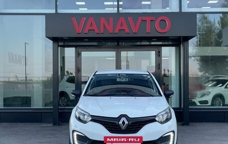 Renault Kaptur I рестайлинг, 2017 год, 1 450 000 рублей, 8 фотография