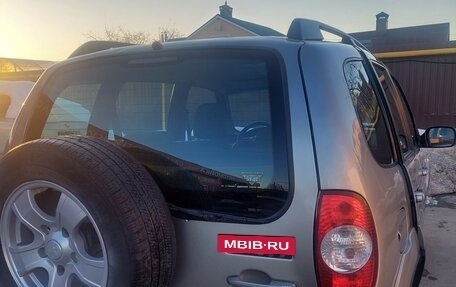 Chevrolet Niva I рестайлинг, 2012 год, 550 000 рублей, 4 фотография