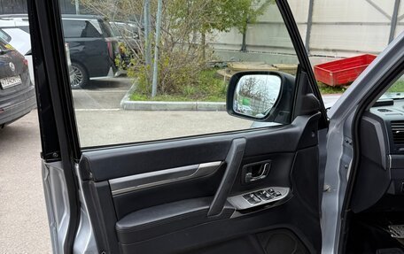 Mitsubishi Pajero IV, 2011 год, 1 630 000 рублей, 15 фотография