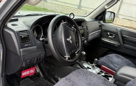 Mitsubishi Pajero IV, 2011 год, 1 630 000 рублей, 16 фотография