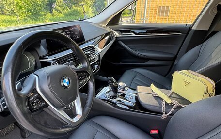 BMW 5 серия, 2020 год, 4 000 000 рублей, 13 фотография