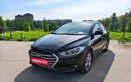 Hyundai Elantra VI рестайлинг, 2017 год, 1 450 000 рублей, 4 фотография
