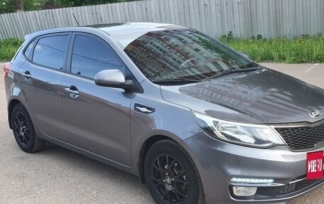 KIA Rio III рестайлинг, 2015 год, 980 000 рублей, 2 фотография