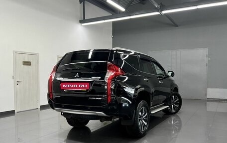 Mitsubishi Pajero Sport III рестайлинг, 2017 год, 3 095 000 рублей, 2 фотография