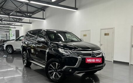 Mitsubishi Pajero Sport III рестайлинг, 2017 год, 3 095 000 рублей, 5 фотография