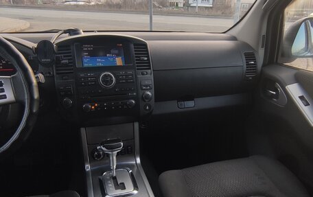 Nissan Pathfinder, 2011 год, 1 580 000 рублей, 18 фотография