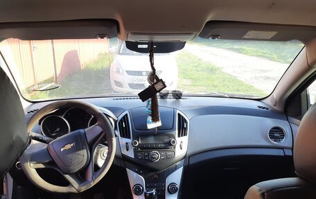 Chevrolet Cruze II, 2013 год, 410 000 рублей, 6 фотография