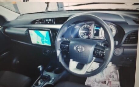 Toyota Hilux VIII, 2020 год, 4 950 000 рублей, 14 фотография