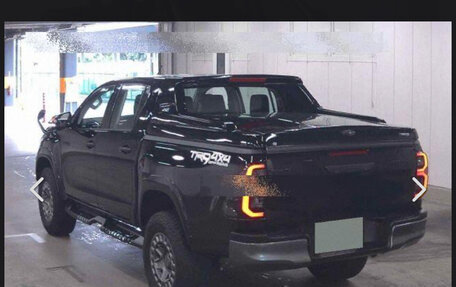 Toyota Hilux VIII, 2020 год, 4 950 000 рублей, 13 фотография