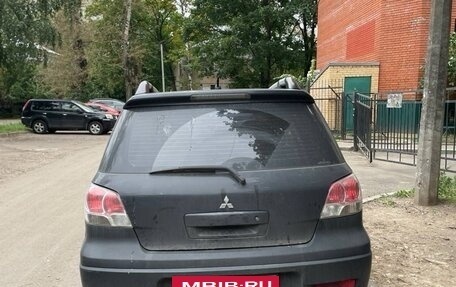 Mitsubishi Outlander III рестайлинг 3, 2007 год, 400 000 рублей, 4 фотография