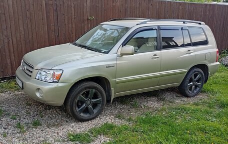 Toyota Highlander III, 2001 год, 750 000 рублей, 2 фотография