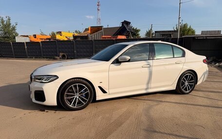 BMW 5 серия, 2022 год, 4 999 000 рублей, 5 фотография
