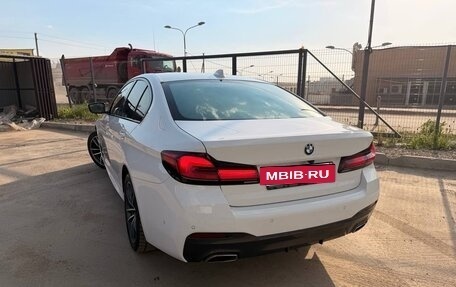 BMW 5 серия, 2022 год, 4 999 000 рублей, 6 фотография