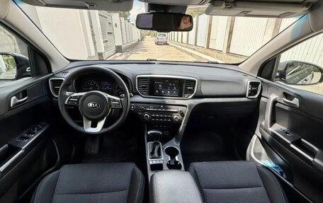 KIA Sportage IV рестайлинг, 2019 год, 1 985 000 рублей, 12 фотография