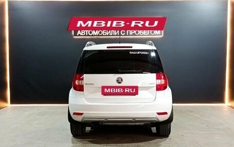 Skoda Yeti I рестайлинг, 2014 год, 950 000 рублей, 3 фотография