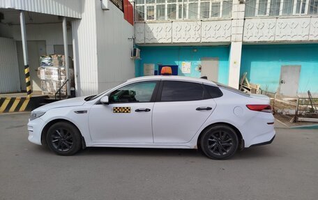KIA Optima IV, 2017 год, 1 100 000 рублей, 6 фотография