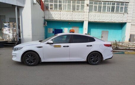 KIA Optima IV, 2017 год, 1 100 000 рублей, 5 фотография