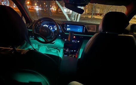 Hyundai Sonata VIII, 2021 год, 1 600 000 рублей, 6 фотография