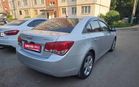 Chevrolet Cruze II, 2012 год, 610 000 рублей, 3 фотография
