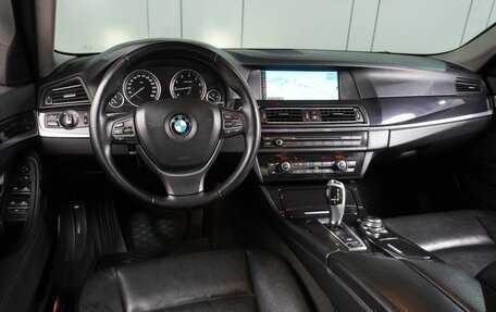 BMW 5 серия, 2011 год, 1 594 000 рублей, 6 фотография