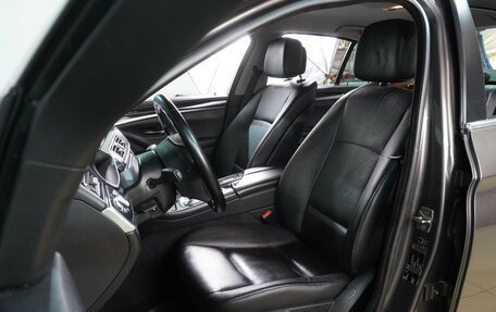 BMW 5 серия, 2011 год, 1 594 000 рублей, 10 фотография