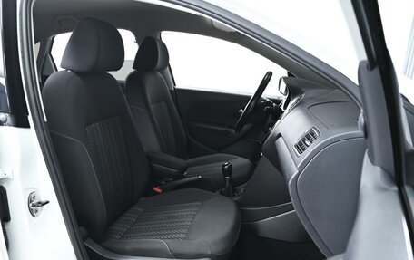 Volkswagen Polo VI (EU Market), 2018 год, 1 389 000 рублей, 8 фотография